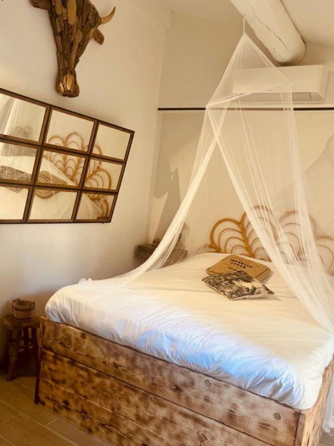 Le Cocon De Sissy Hotel Saintes-Maries-de-la-Mer Eksteriør billede