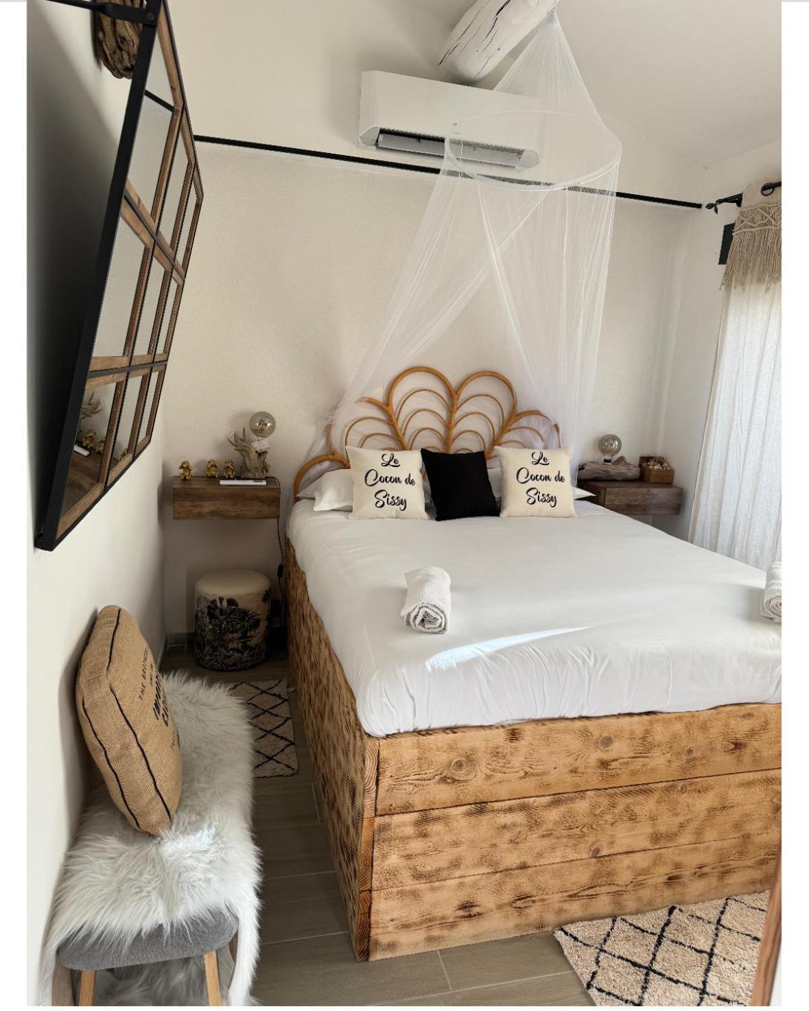 Le Cocon De Sissy Hotel Saintes-Maries-de-la-Mer Eksteriør billede